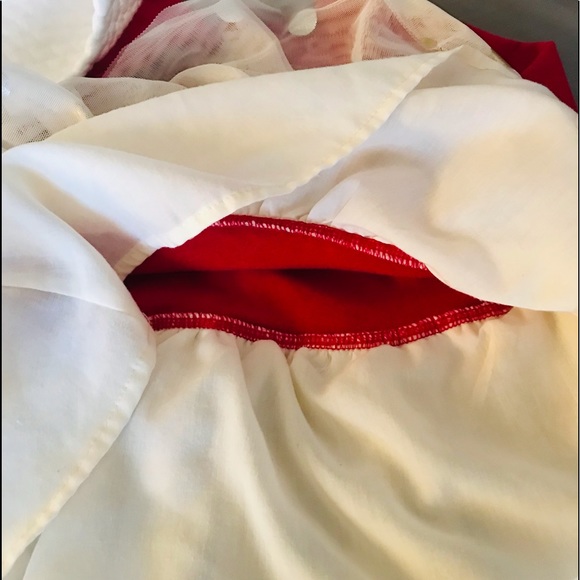 Bundle of 2 very cute party/holiday dresses. - Picture 5 of 10